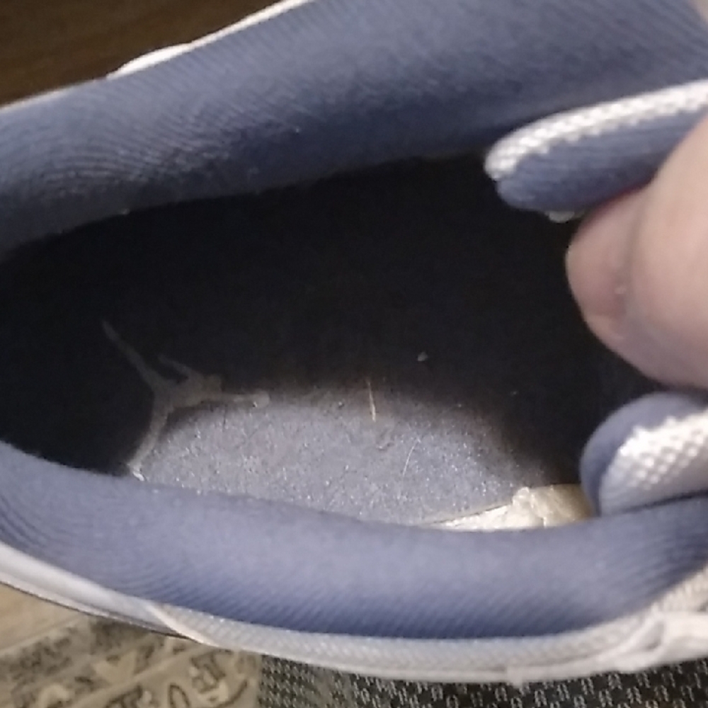 Women's Nike Air Jordan 11 Retro Low Sneakers - Picture 5 of 6